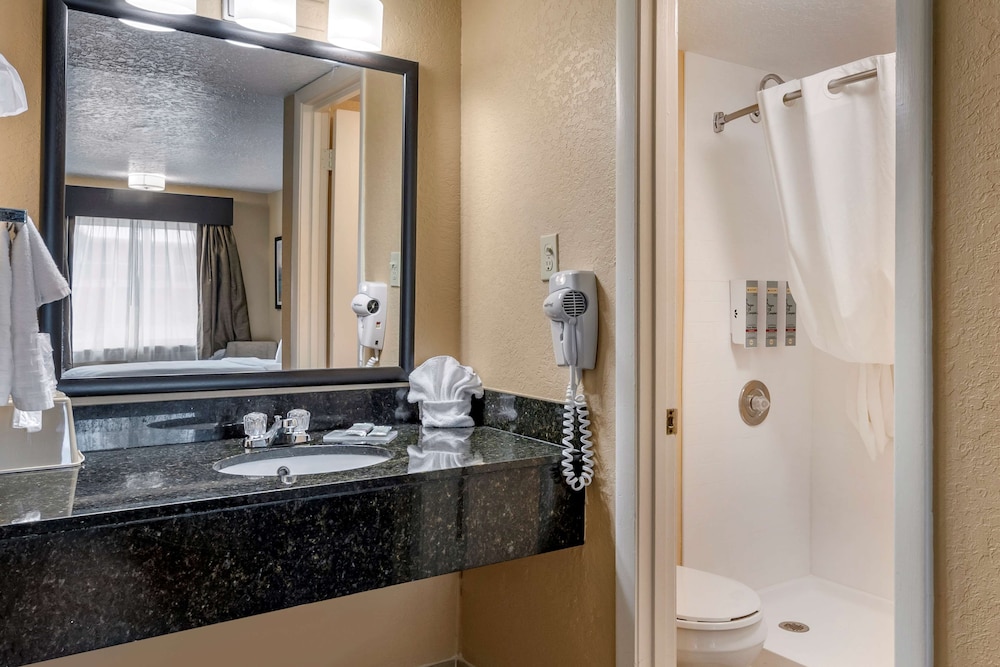 Best Western Space Shuttle Inn 13/42
