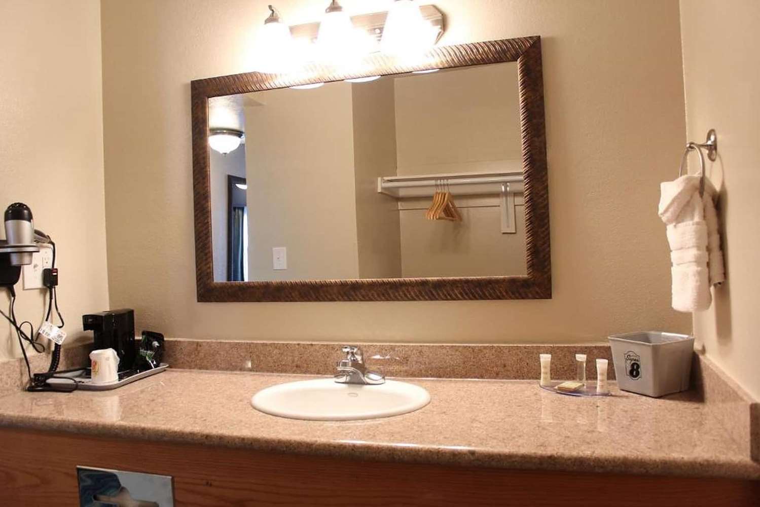 The Prime Suites, Vallejo and Napa Valley 8/8