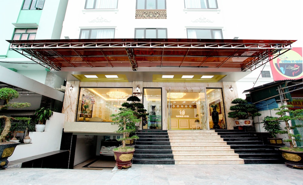 Phoenix Hotel Ha Long 1/50