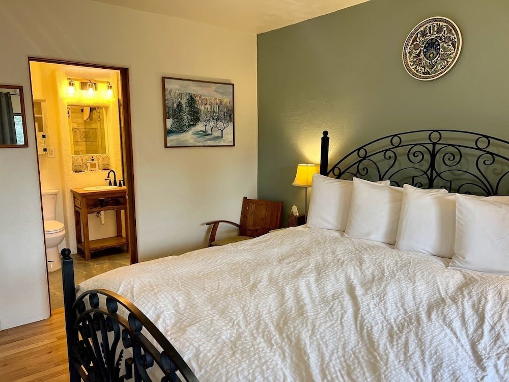 Casa Cuma Bed & Breakfast 34/67