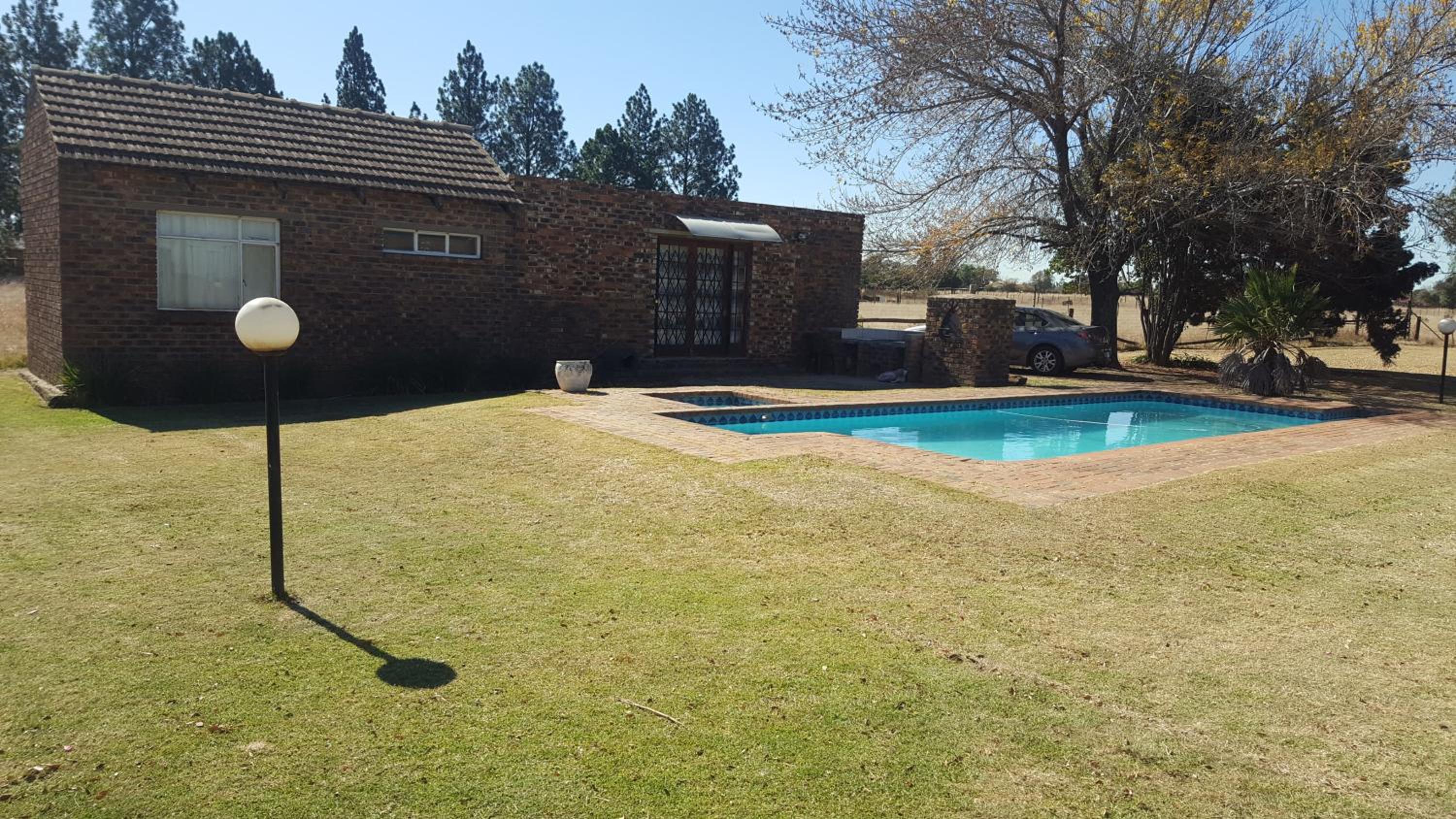 House, Cottage and Contractors Manor 29/35