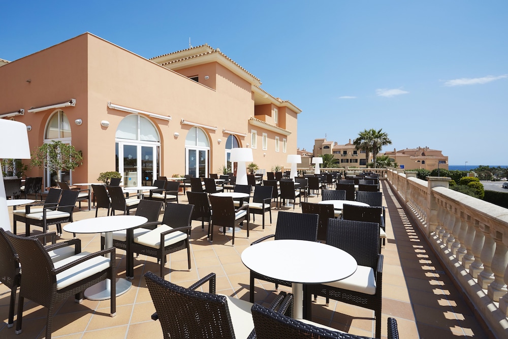 Grupotel Macarella Suites and Spa 43/51