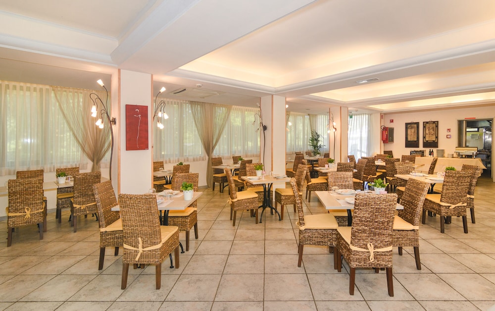 Hotel Nedy 25/47