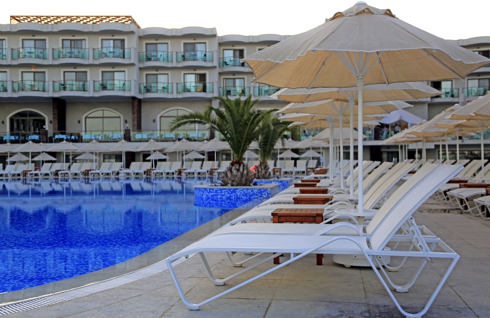 My Ella Bodrum 37/38