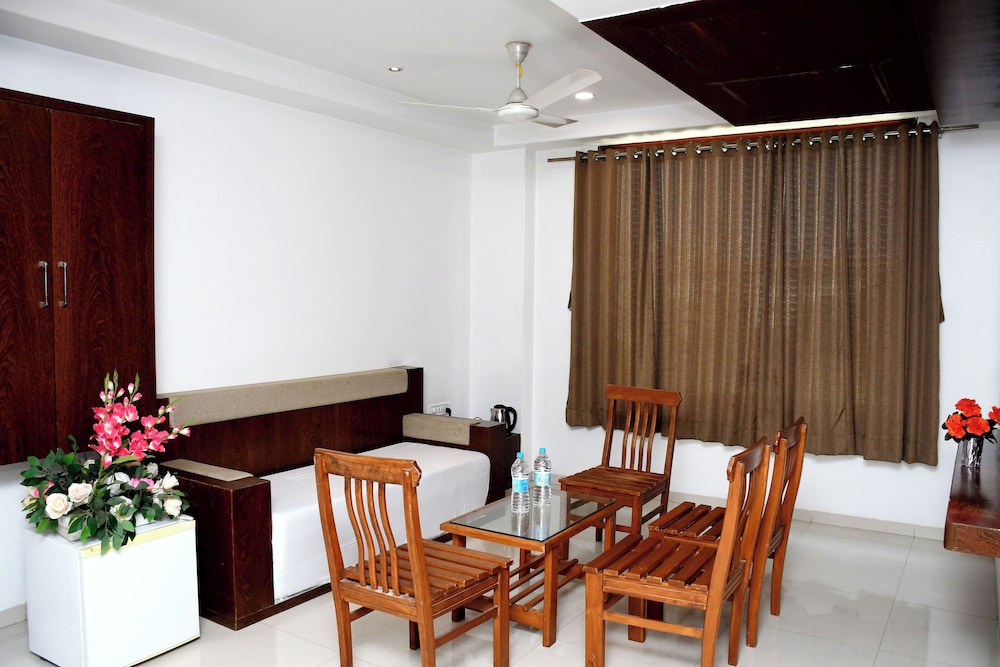 Pushpak Resort 45/67