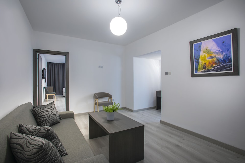Blazer Residence 39/56