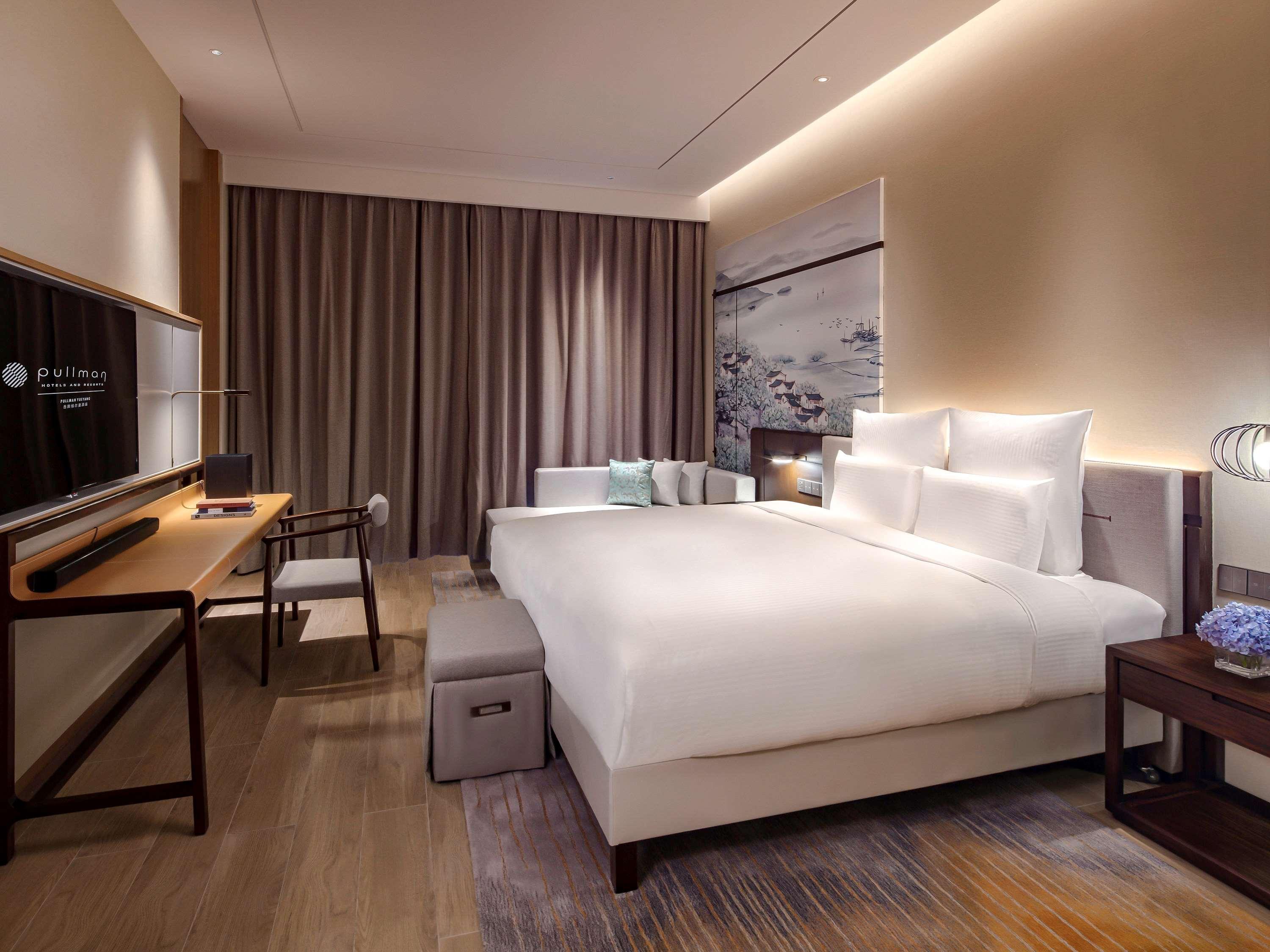 Deluxe, Twin Beds