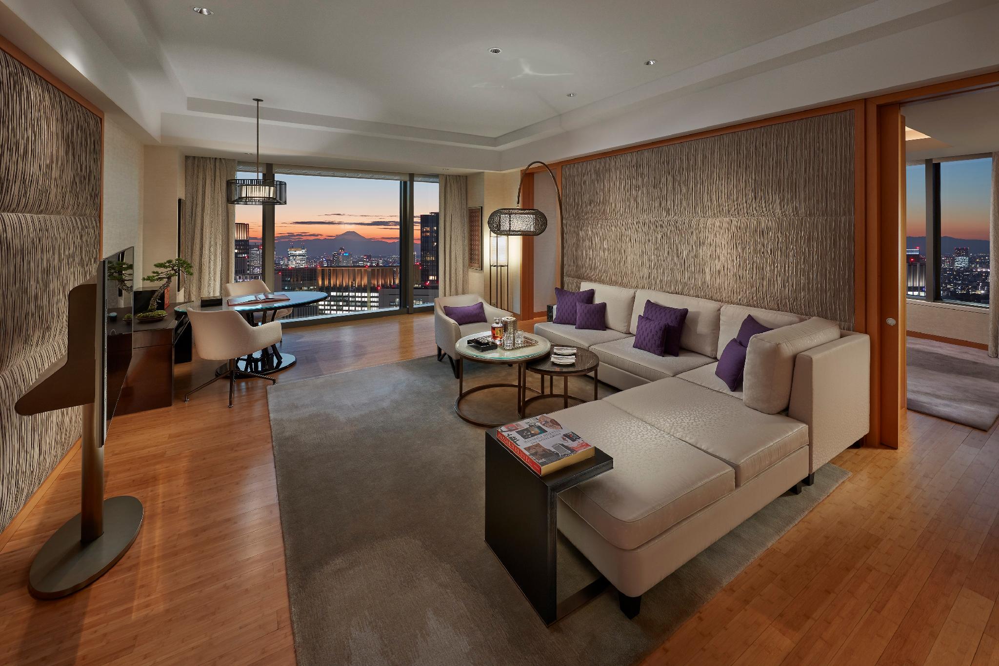Suite, Double Bed, Night View