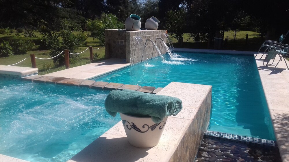 Pualy Resort And Spa 71/72