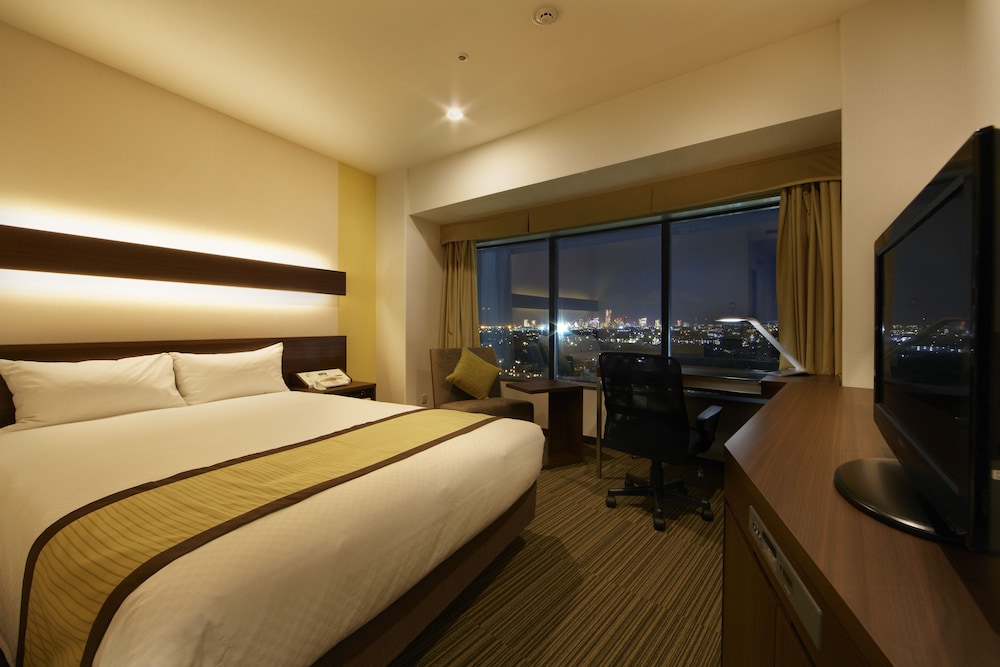 Shin Yokohama Prince Hotel 11/54