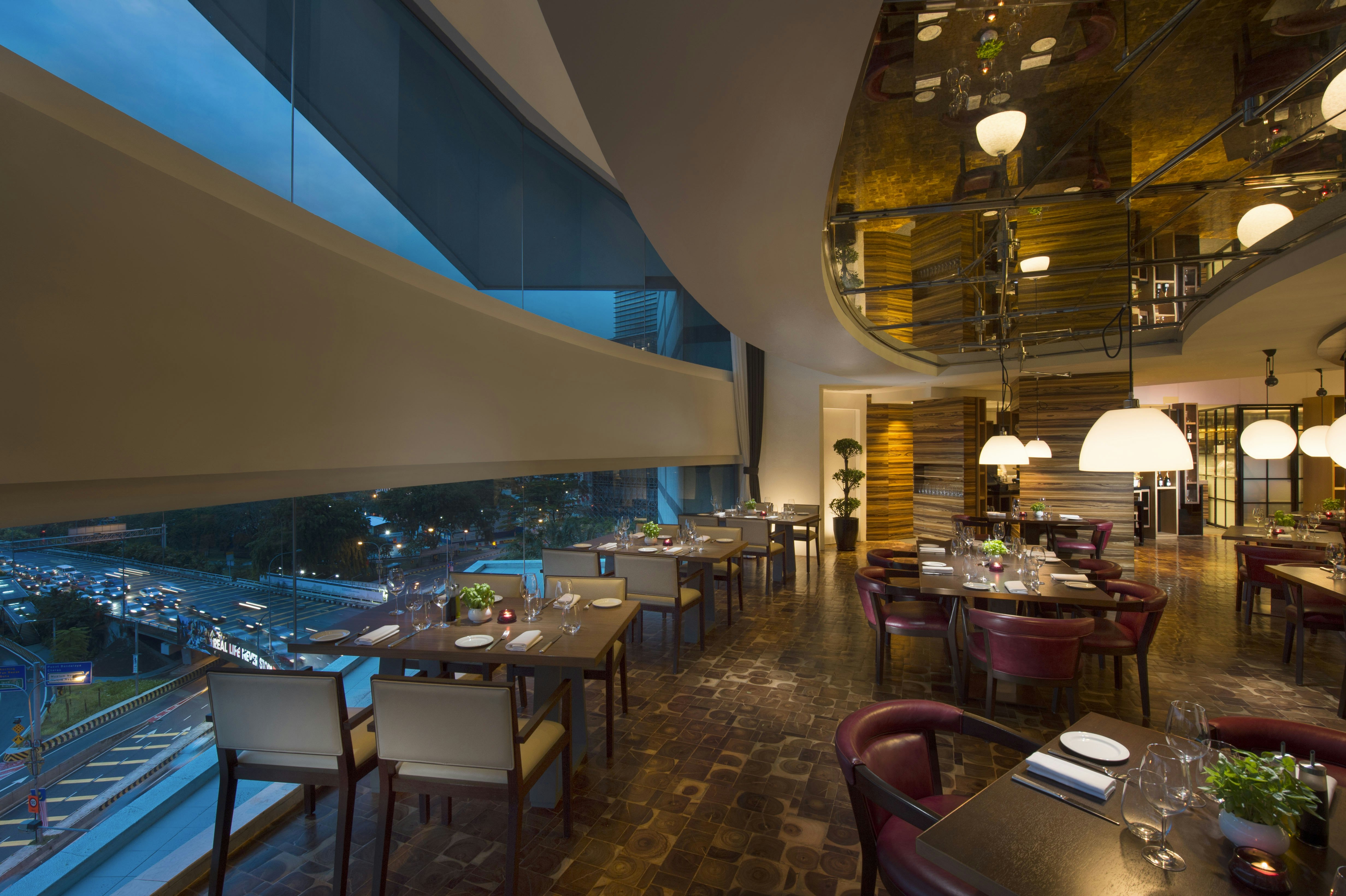 Hilton Kuala Lumpur 70/91