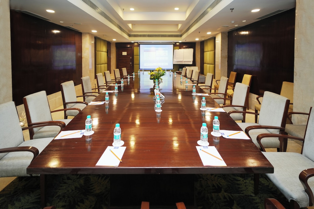 The Muse Sarovar Portico, Nehru Place 35/42