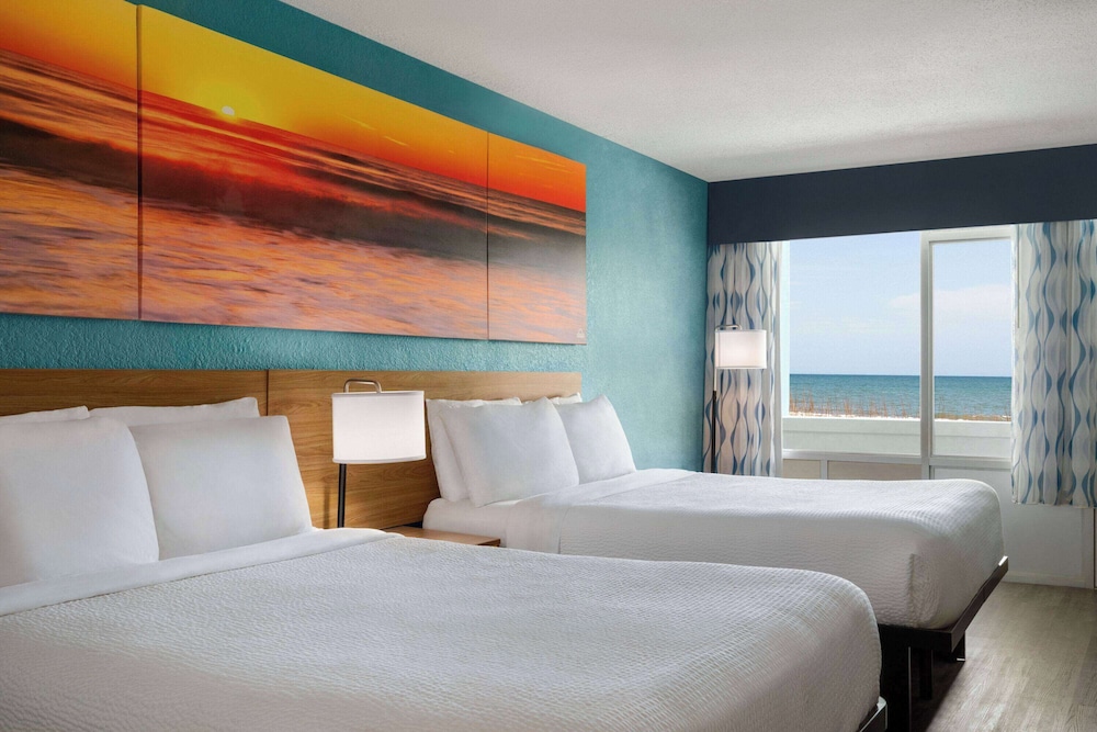 ROOM, 2 QUEEN BEDS, OCEAN FRONT, GROUND FLOOR, ACCESSIBLE