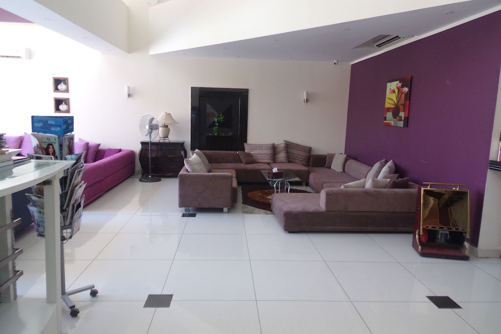 Sedrh Hotel 14/30