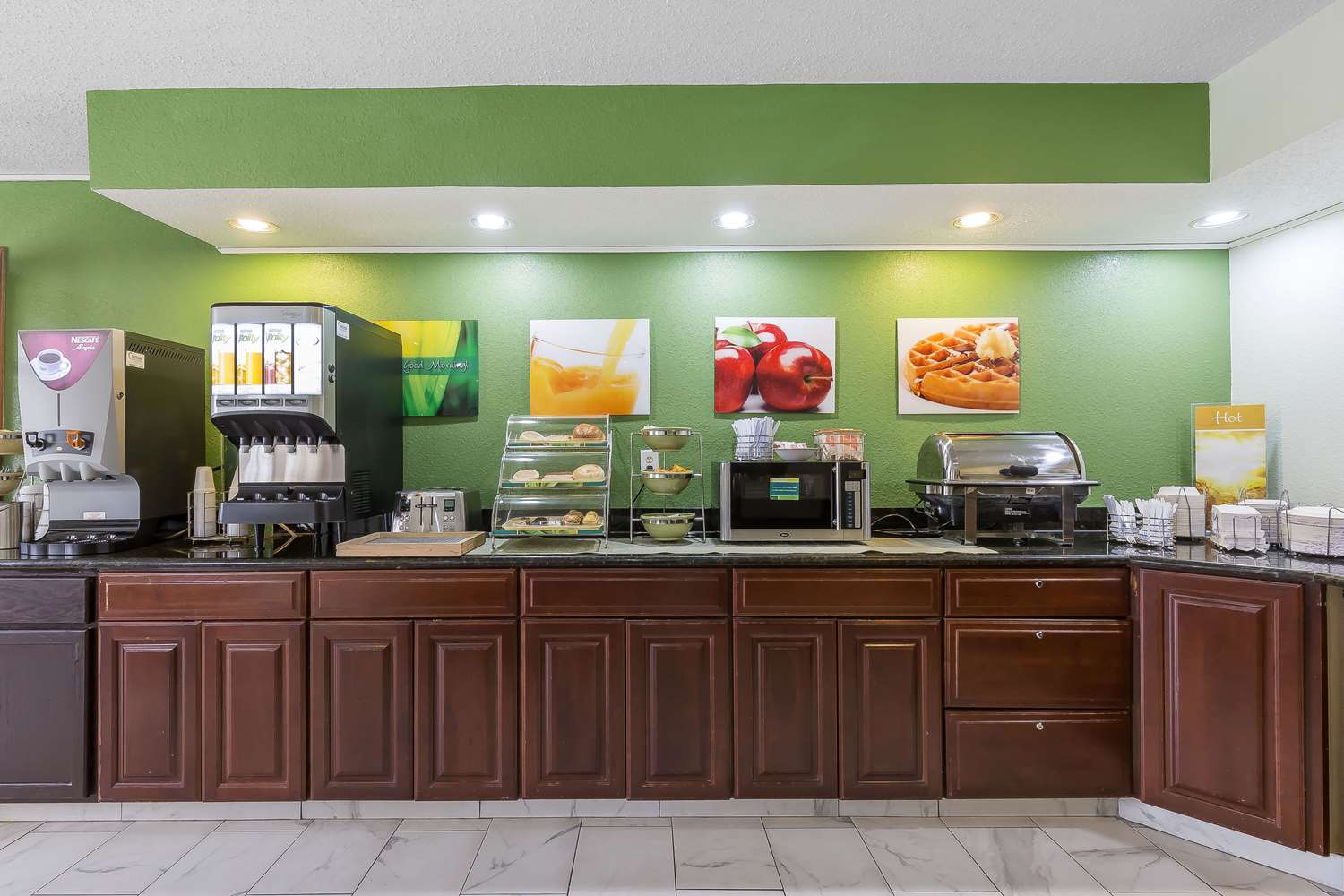 Quality Inn Sycamore - DeKalb 33/43