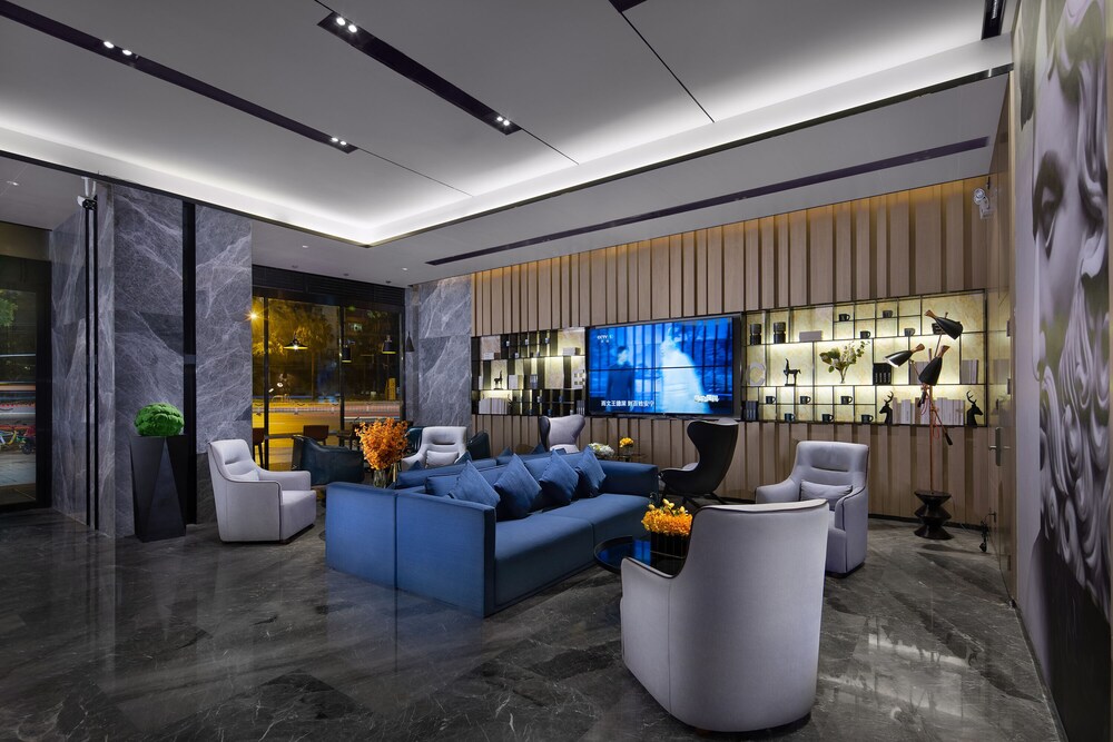 Echarm Hotel (Guangzhou Beijing Road Pedestrian Street Tianzi Wharf) 43/64