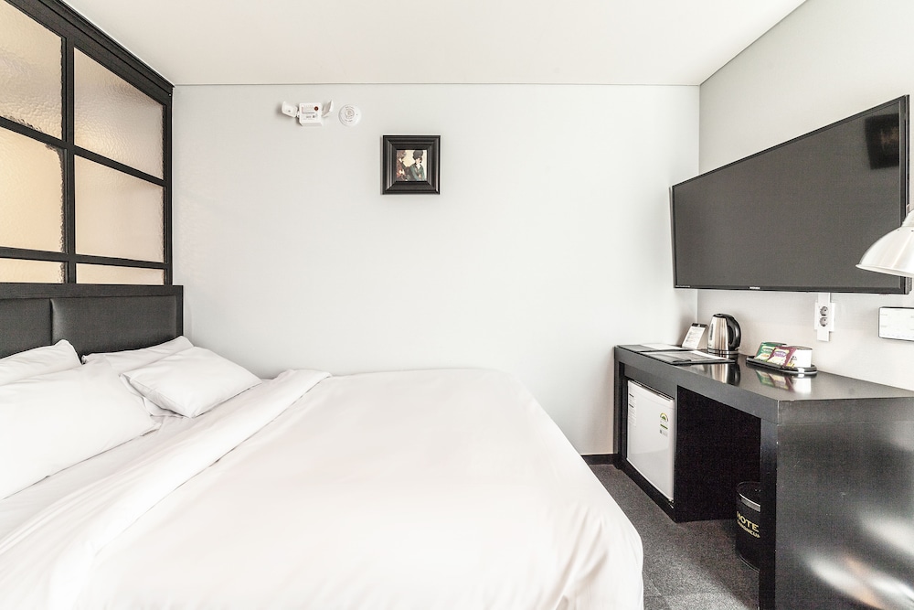 Gangneung Tourist Hotel 28/60