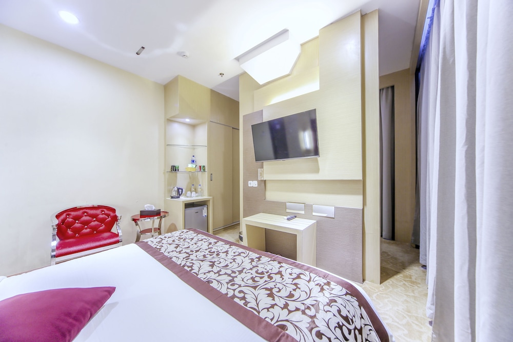 Deluxe, Double Bed