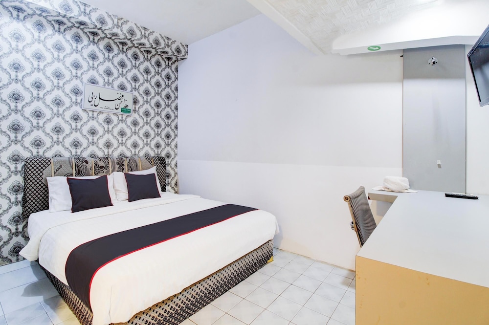 DELUXE, SUITE, DOUBLE BED