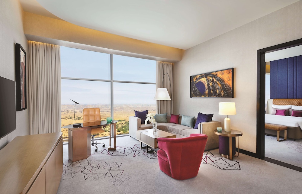 Alrayyan Hotel Doha Curio Collection By Hilton 39/74