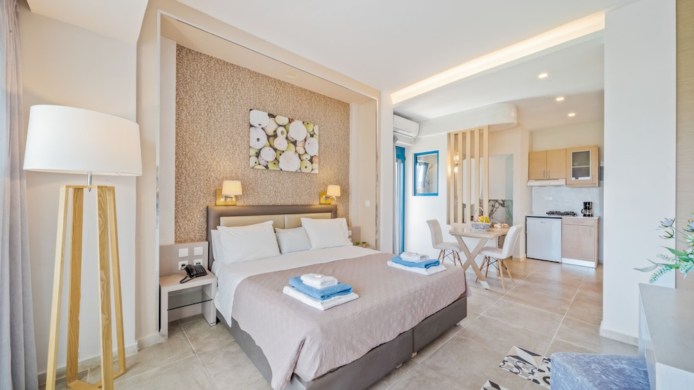 Pyrgos Beach Apartments 16/50