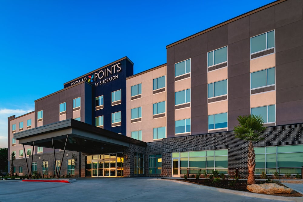 Four Points by Sheraton Fort Worth North 14/17