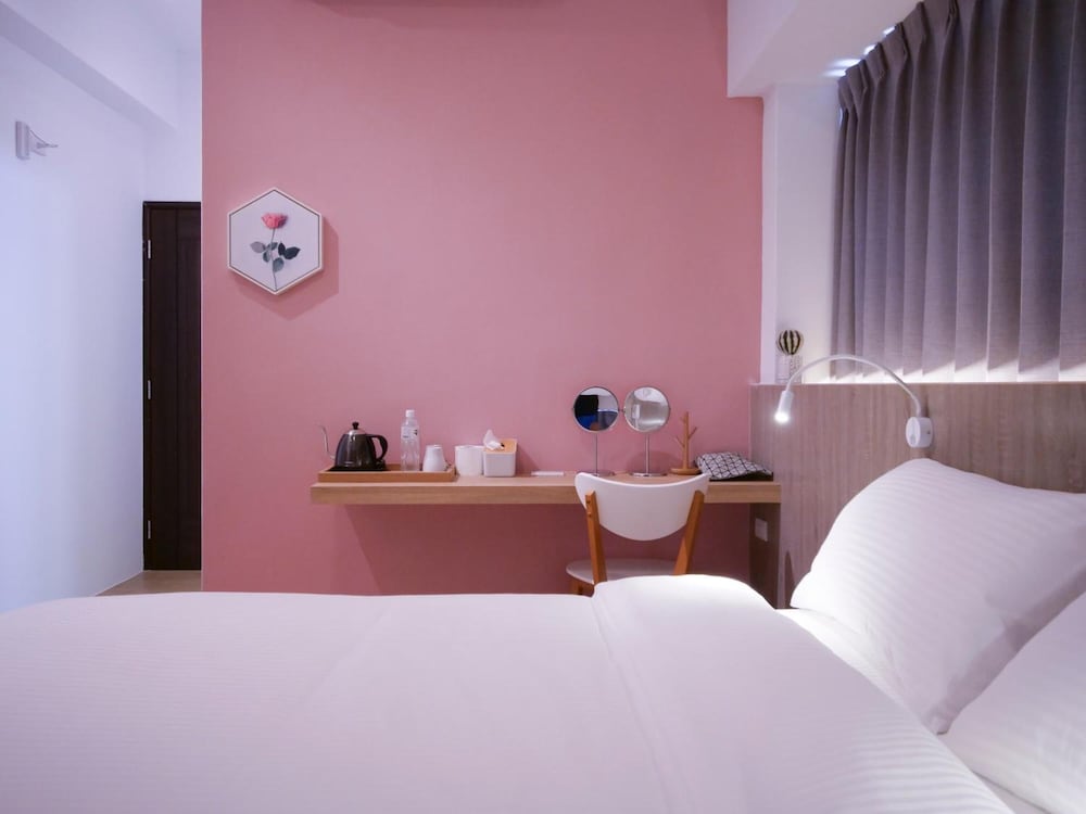 Miss Inn 6/30