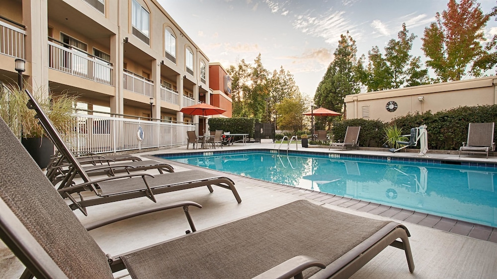 Best Western Plus Rancho Cordova Inn 10/63