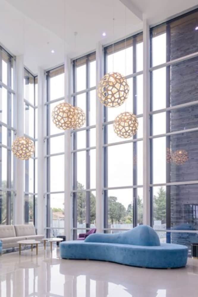 EPIC HOTEL VILLA DE MERLO 8/56