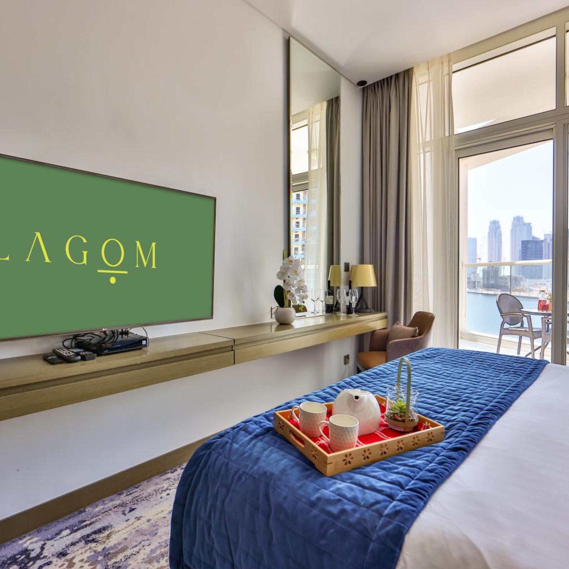 Room at WINDS OF THE CANAL – DAMAC MAISON PRIVE By Lagom Vacation Home LLC, DUBAI