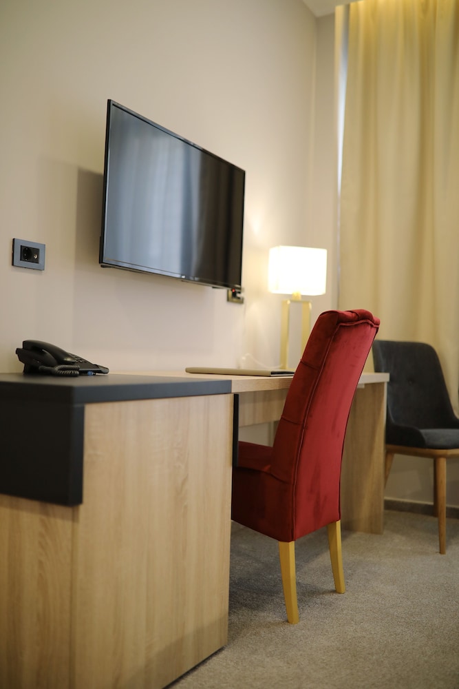 Teatro Verdi Hotel 38/48