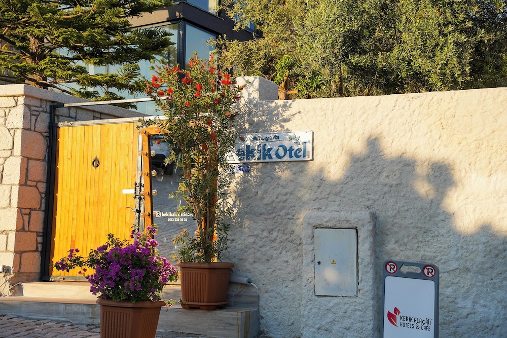 Kekik Alacati Otel 44/50