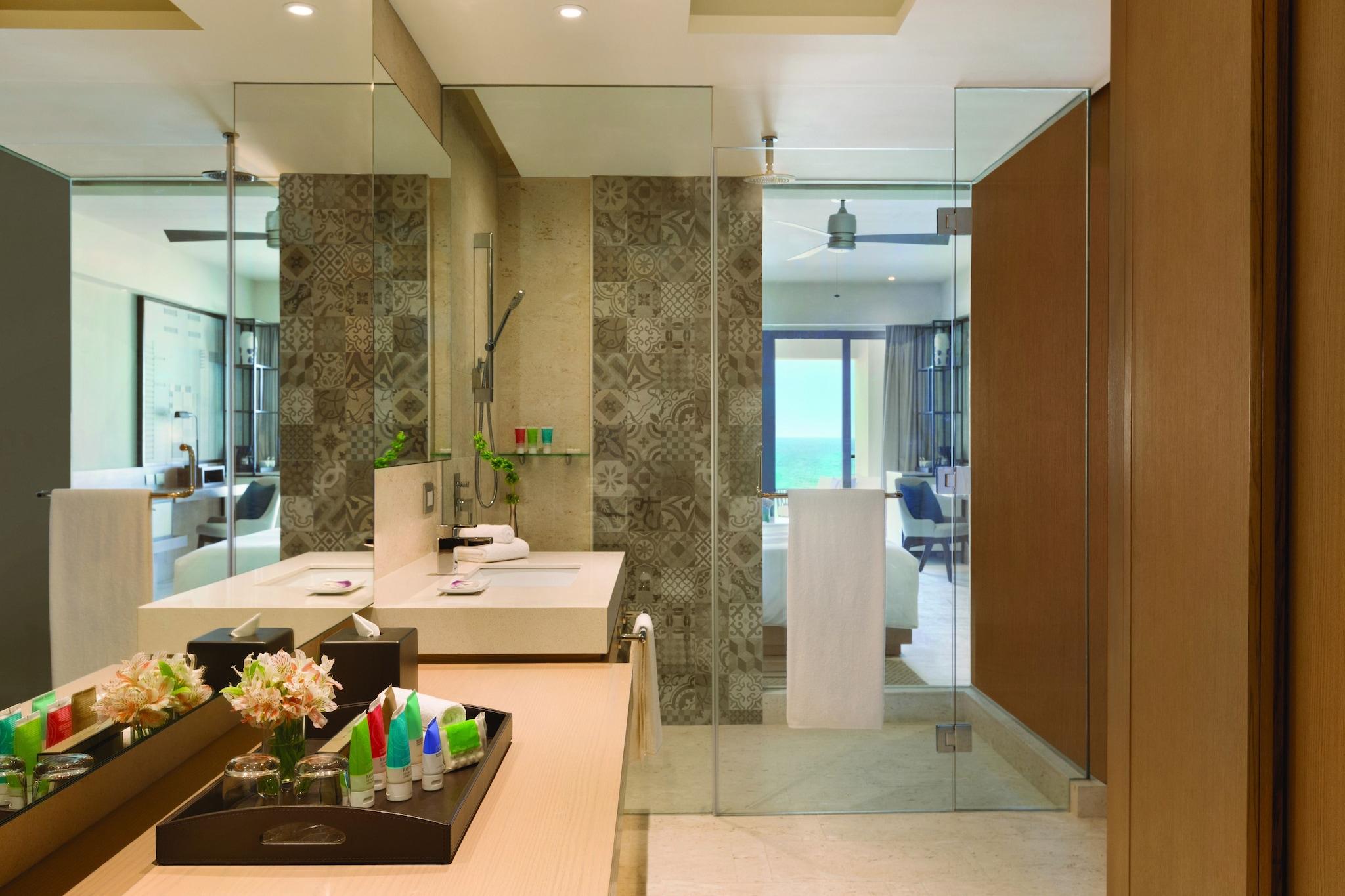 غرفة بسرير كينج، HYATT ZIVA CANCUN 3/3