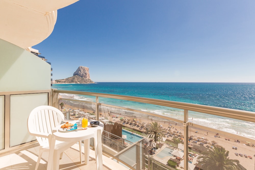 Bahia Calpe Hotel by Pierre and Vacances 34/69