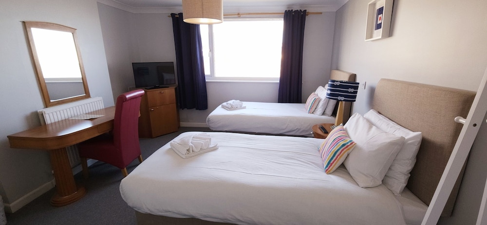 Gracellie Hotel 11/50