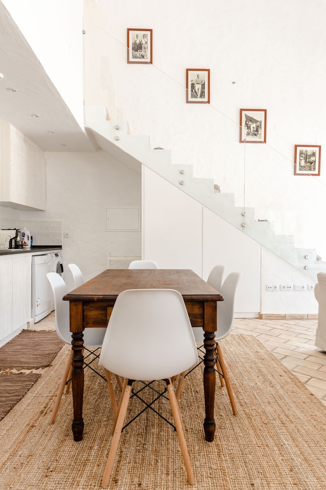 Casa das Cegonhas 42/64