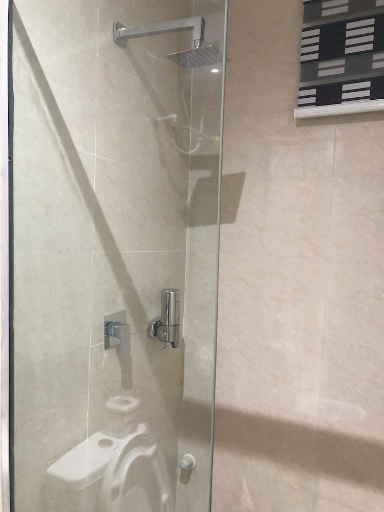 Foramot Suite 22/24