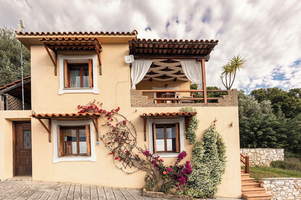 Skiathos Garden Cottages 3/49