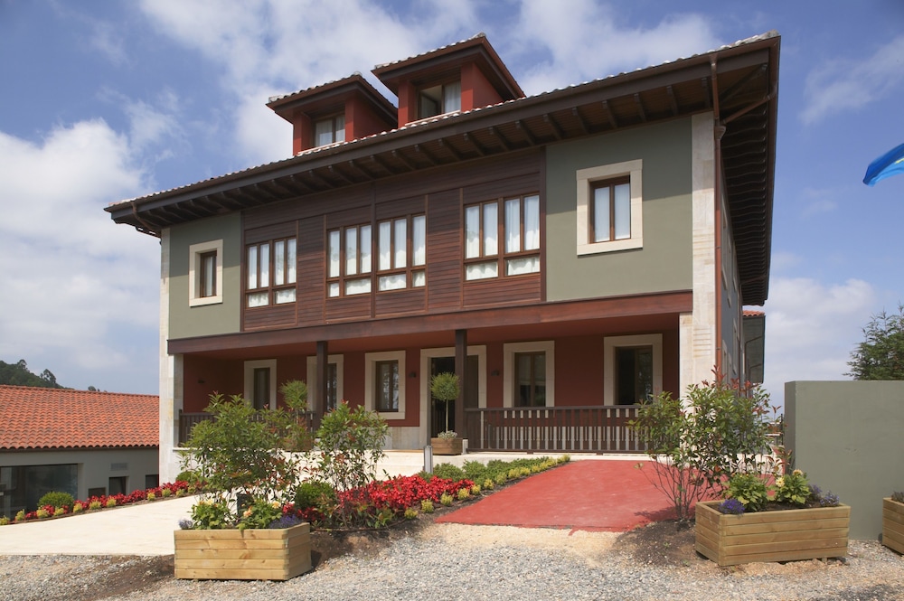 Hosteria de Torazo 3/64