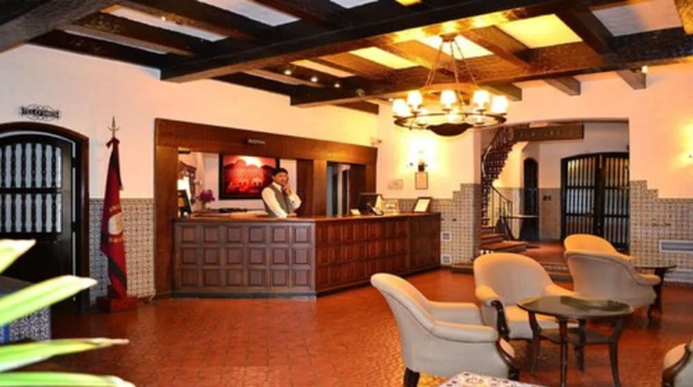 Salta Hotel 5/50