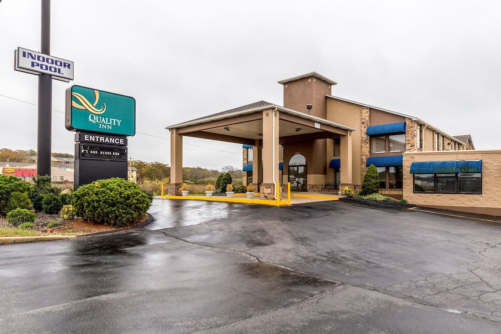 Quality Inn Rolla MO 3/49