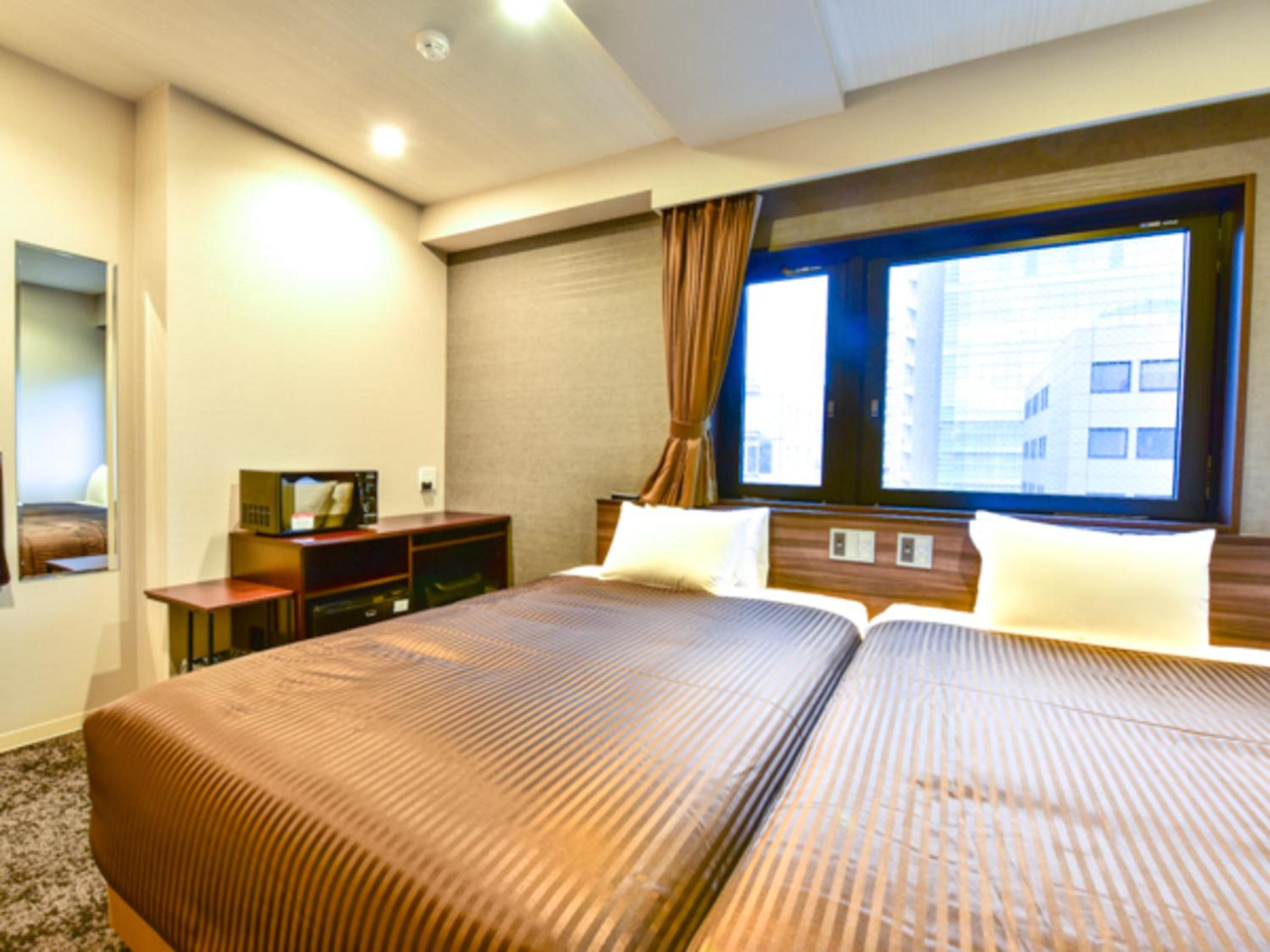 Semi Room, 2 Semi Double Beds