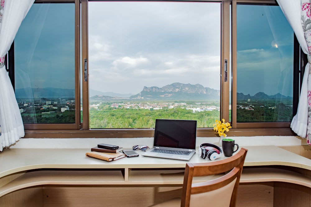 Golden Beach Cha Am Hotel 38/50
