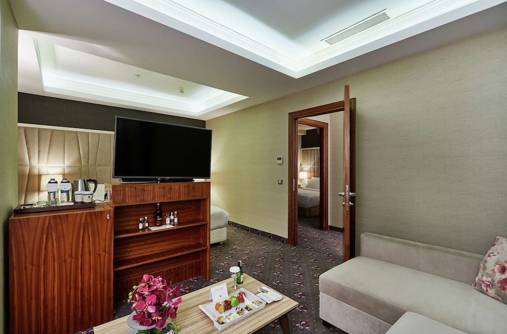Doubletree By Hilton Hotel Izmir Alsancak 43/58