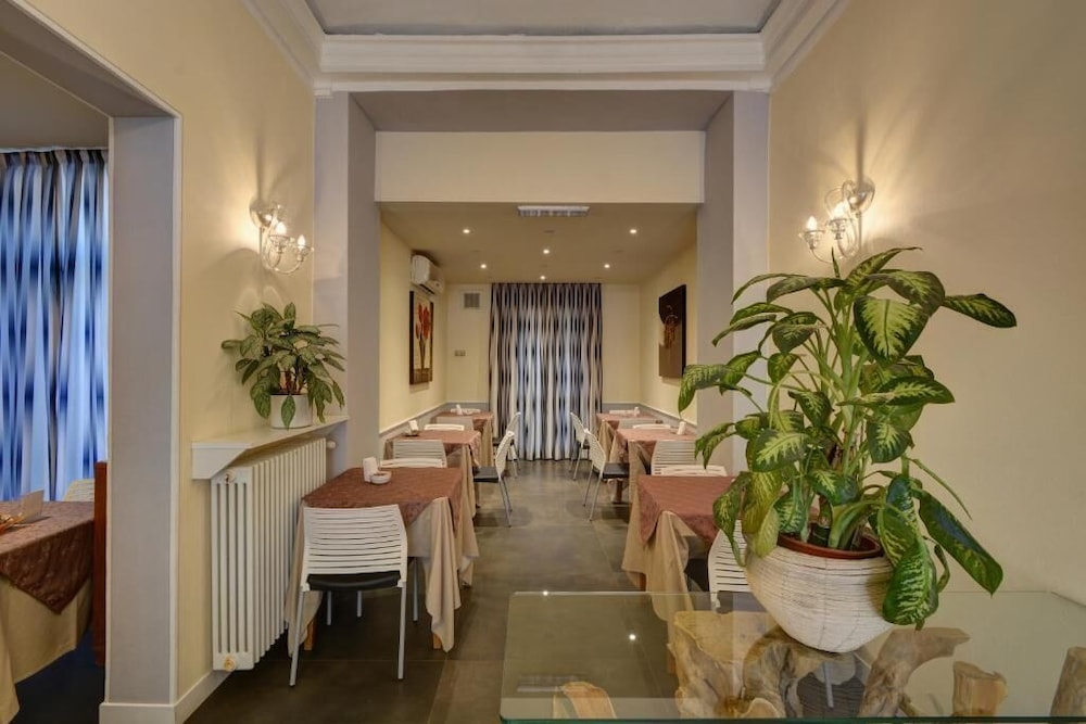 Hotel Universo 23/36