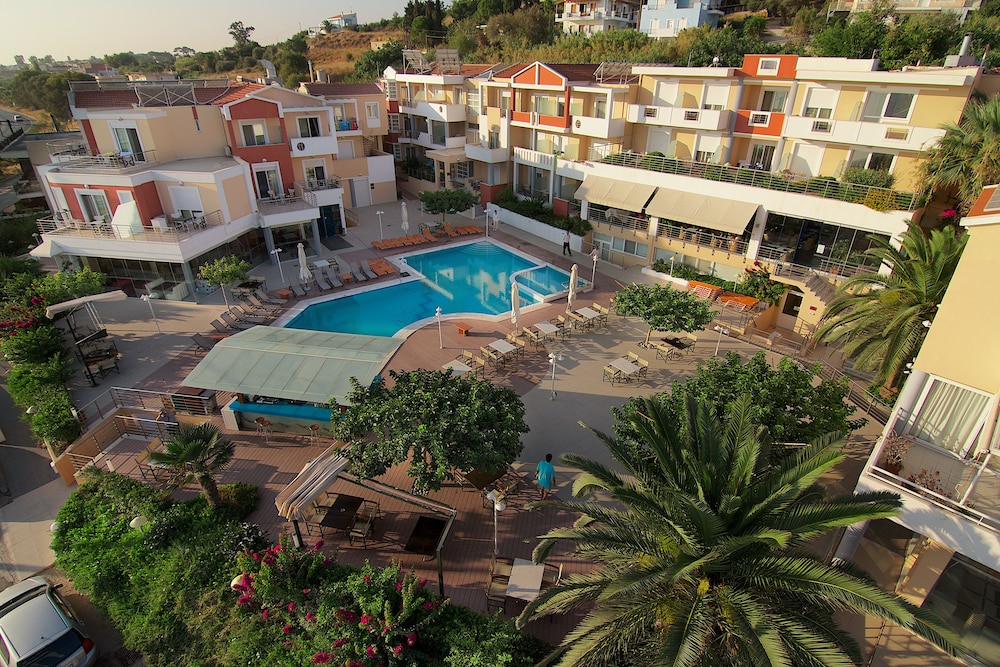 Heliotrope Boutique and Resort Hotels 3/65