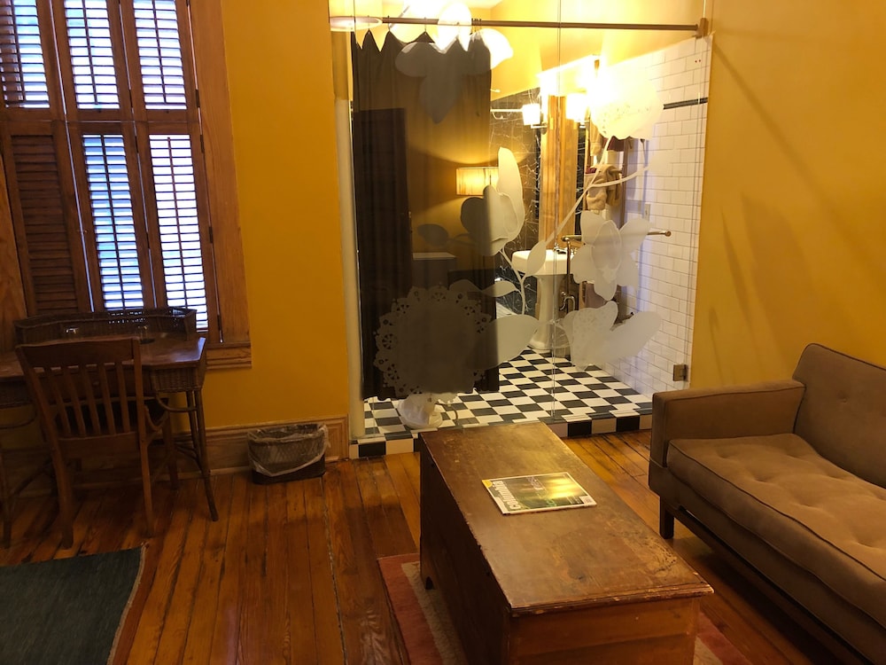 Hotel Frederick 37/50