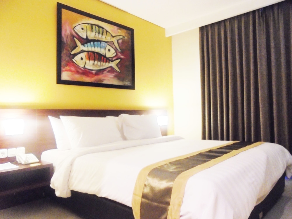 Noormans Hotel Semarang 30/69