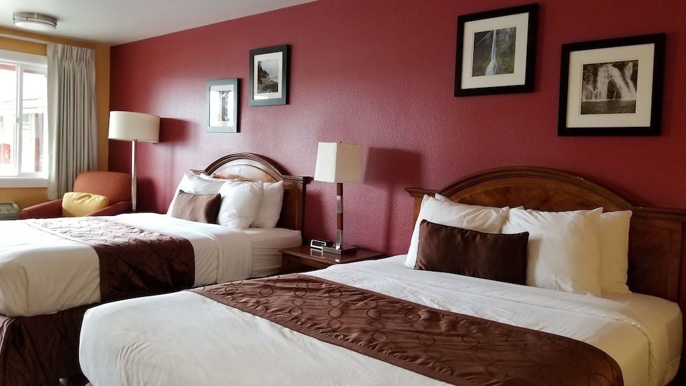 غرفة قياسية بسريرين كوين، Forks Motel 3/5