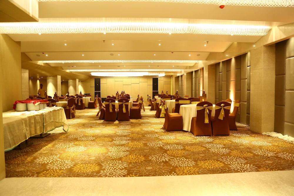 The Fern Residency Amritsar 12/17